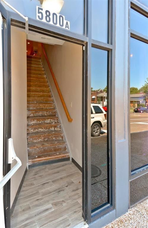 Restaurant & Sports Bar: 5800 Gravois Ave, Saint Louis, MO 63116